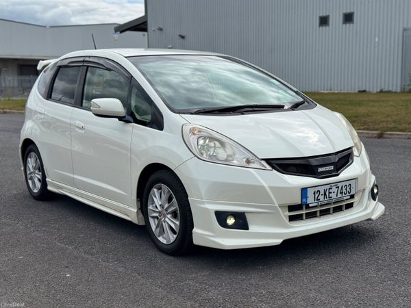 Honda Fit Hatchback, Petrol Hybrid, 2012, White