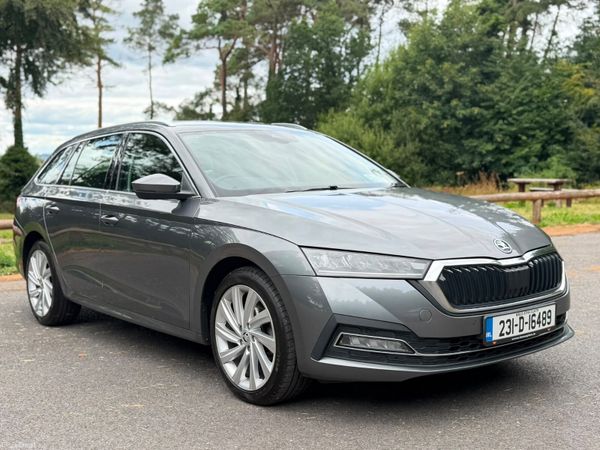 Skoda Octavia Estate, Diesel, 2023, Grey