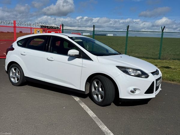 Ford Focus Hatchback, Diesel, 2014, White