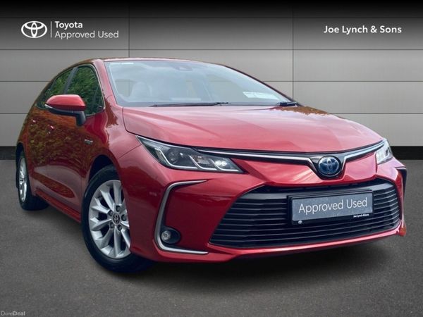 Toyota Corolla Saloon, Petrol Hybrid, 2021, Red