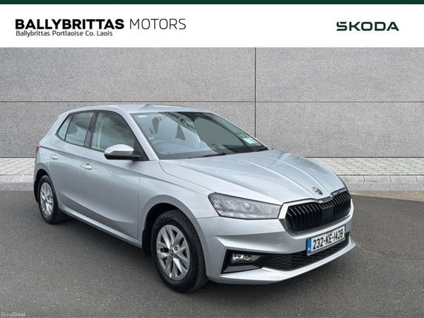 Skoda Fabia Hatchback, Petrol, 2023, Silver