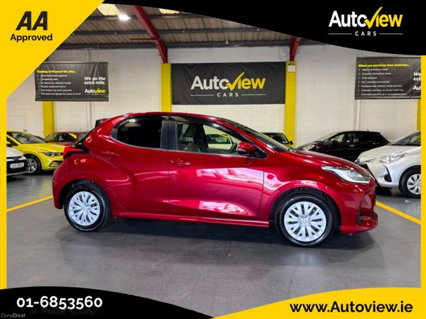 Toyota Yaris Hatchback, Petrol, 2021, Red