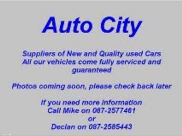 Volkswagen Golf Hatchback, Petrol, 2017, Red