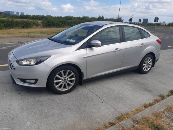 Ford Focus Saloon, Diesel, 2015, Silver