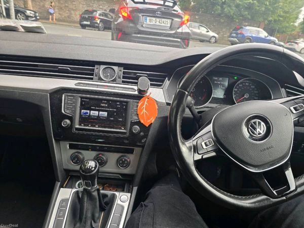 Volkswagen Passat Saloon, Diesel, 2015, Black