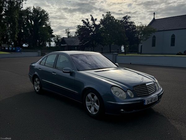 Mercedes-Benz E-Class Saloon, Diesel, 2004, Blue
