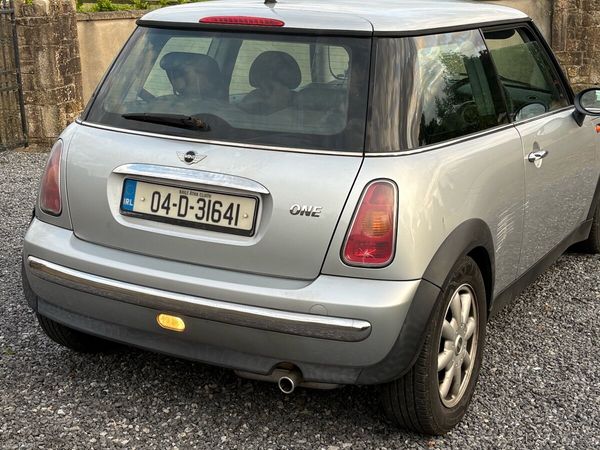 Mini One Saloon, Petrol, 2004, Silver