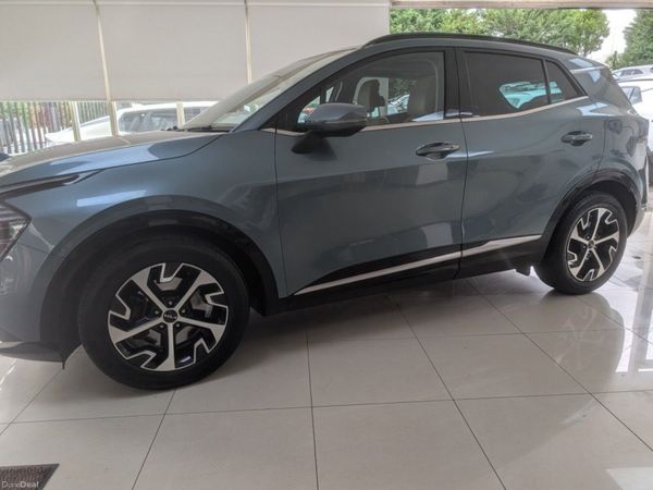 Kia Sportage Hatchback, Diesel, 2022, Grey