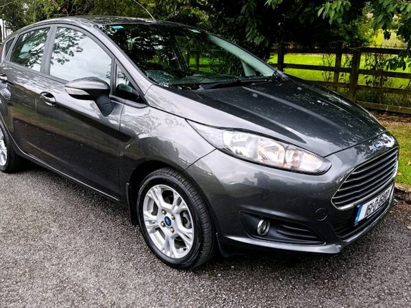 Ford Fiesta Hatchback, Petrol, 2016, Grey