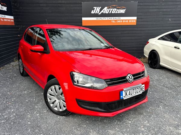 Volkswagen Polo Hatchback, Petrol, 2013, Red