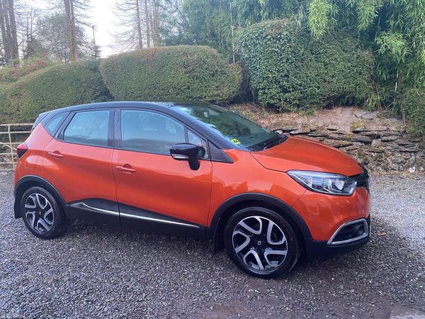 Renault Captur Hatchback, Diesel, 2014, Orange