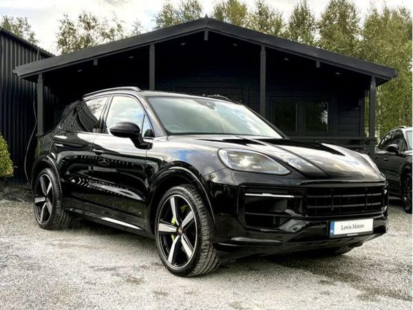 Porsche Cayenne SUV, Petrol Plug-in Hybrid, 2023, Black