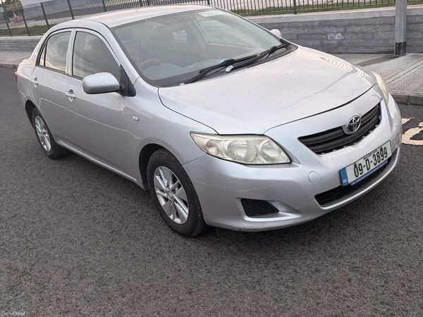 Toyota Corolla Saloon, Diesel, 2009, Silver