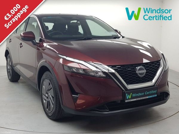 Nissan Qashqai MPV, Petrol Hybrid, 2024, Red