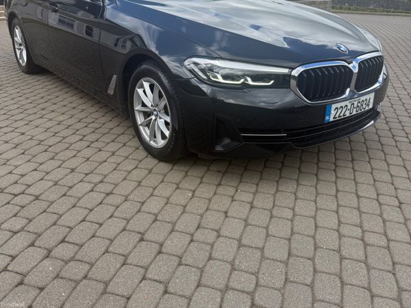 BMW 5-Series Estate/Jeep, Diesel, 2022, Black