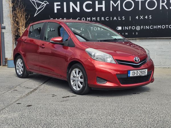 Toyota Yaris Hatchback, Petrol, 2013, Red