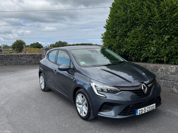Renault Clio Hatchback, Petrol, 2022, Grey
