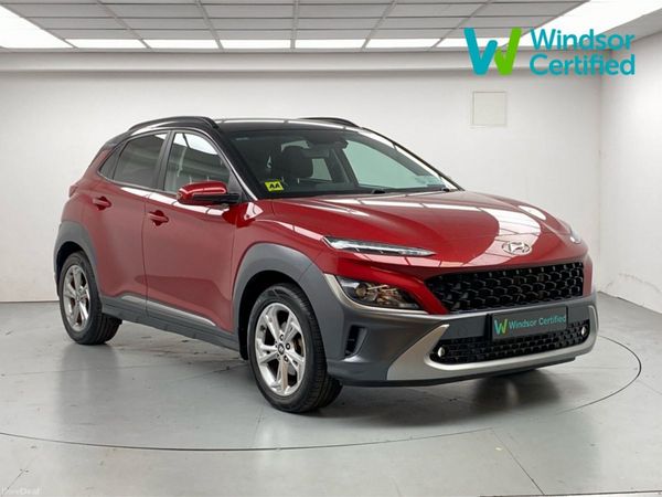Hyundai KONA MPV, Petrol, 2021, Red