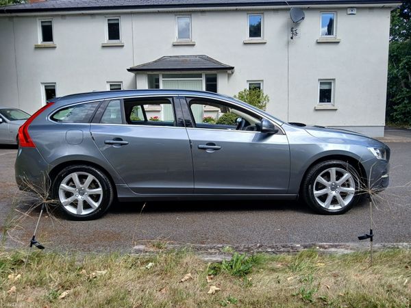 Volvo V60 Estate, Diesel, 2019, Grey