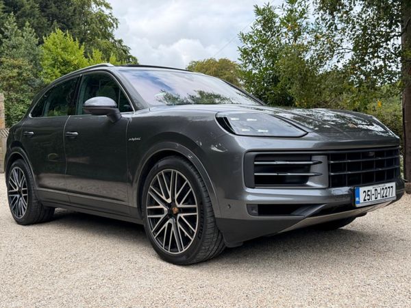 Porsche Cayenne SUV, Petrol Plug-in Hybrid, 2025, Grey