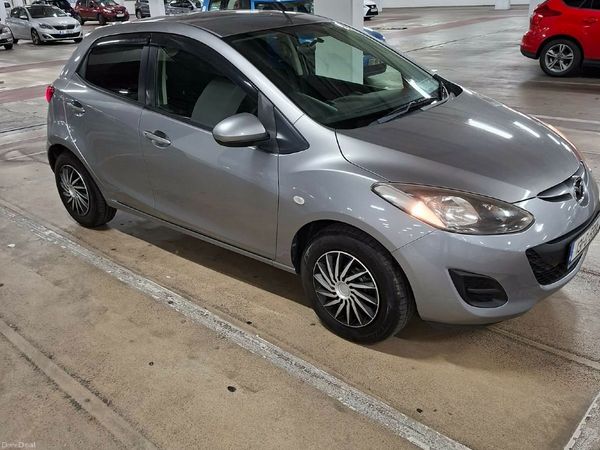 Mazda Demio MPV, Petrol, 2013, Grey