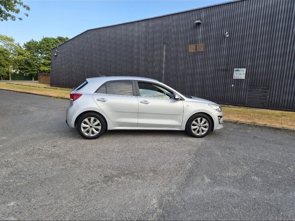 Kia Rio Hatchback, Gas, 2022, Grey