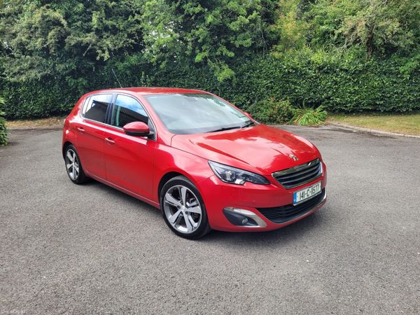Peugeot 308 Hatchback, Diesel, 2014, Red