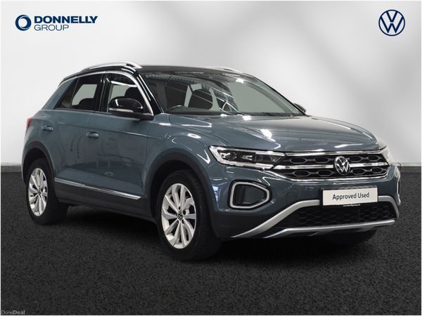 Volkswagen T-Roc Hatchback, Petrol, 2023, Blue