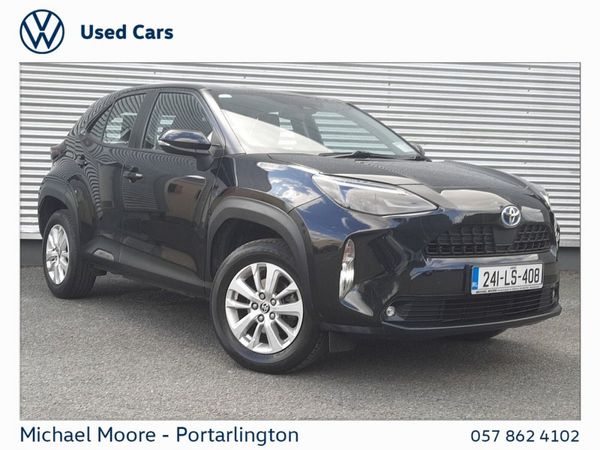 Toyota Yaris Cross Hatchback, Petrol Hybrid, 2024, Black