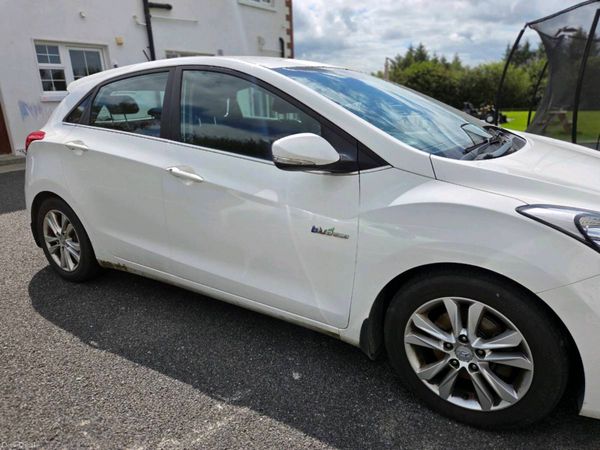 Hyundai i30 Hatchback, Diesel, 2012, White