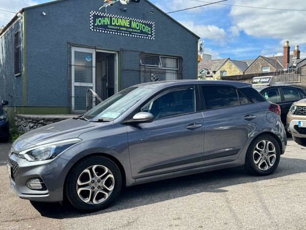 Hyundai i20 Hatchback, Petrol, 2019, Grey