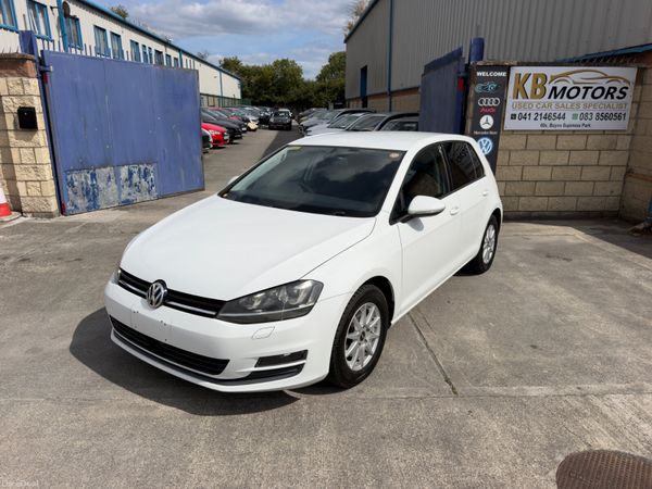 Volkswagen Golf Hatchback, Petrol, 2014, White