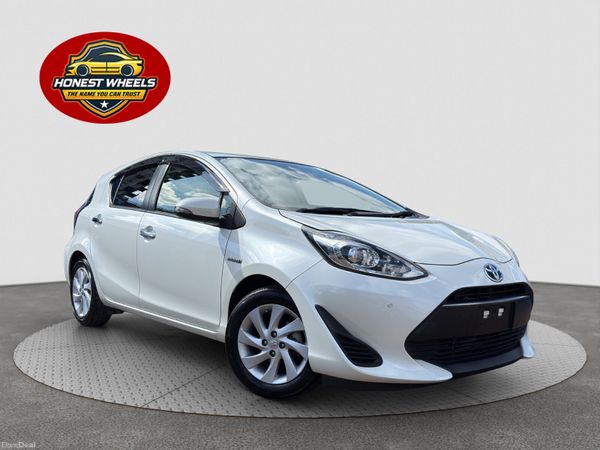 Toyota Aqua Hatchback, Petrol Hybrid, 2019, White