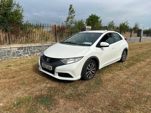 Honda Civic Hatchback, Diesel, 2013, White