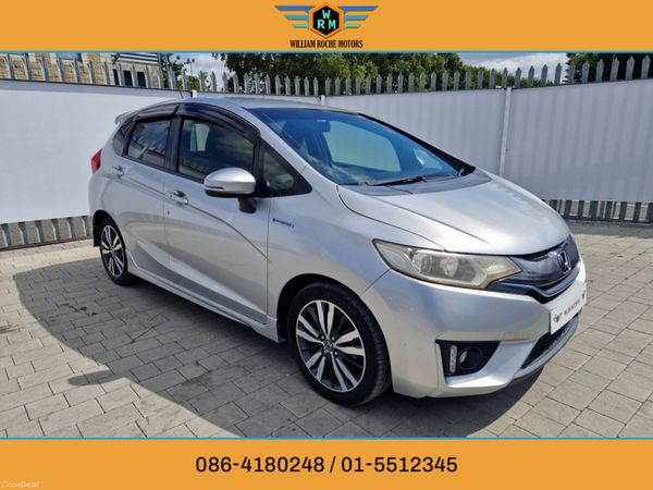Honda Fit Hatchback, Petrol Hybrid, 2014, Silver
