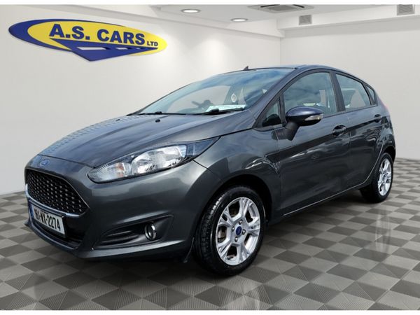 Ford Fiesta Hatchback, Petrol, 2016, Grey