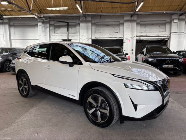 Nissan Qashqai MPV, Petrol, 2024, White