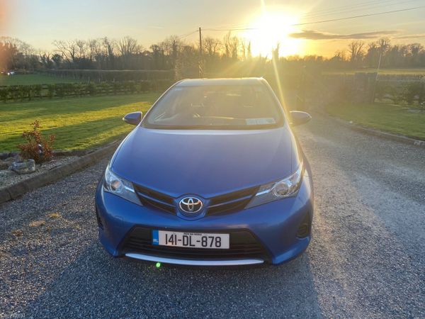 Toyota Auris MPV, Petrol, 2014, Blue