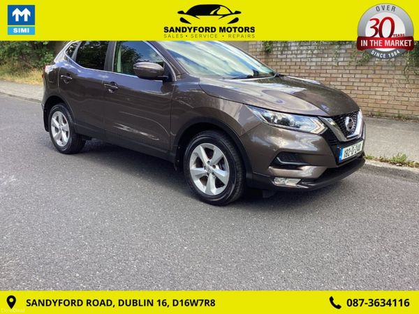 Nissan Qashqai MPV, Petrol, 2019, Brown