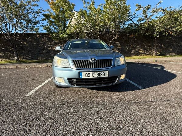 Skoda Octavia Hatchback, Diesel, 2009, Grey