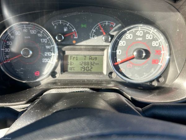 Fiat Punto Hatchback, Petrol, 2010, White