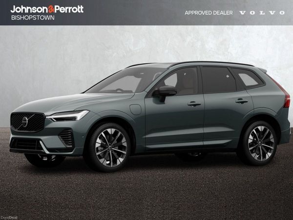 Volvo XC60 SUV, Petrol Plug-in Hybrid, 2026, Green