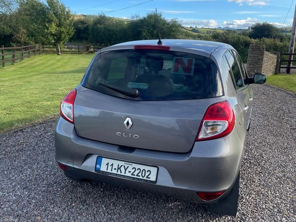 Renault Clio Hatchback, Ethanol Petrol, 2011, Grey