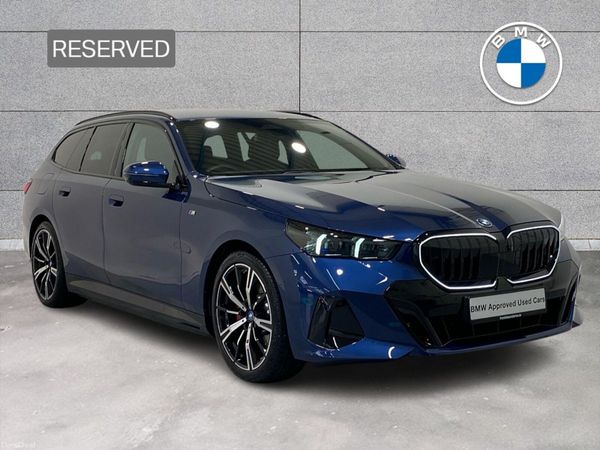 BMW 5-Series Estate, Petrol Plug-in Hybrid, 2025, Blue