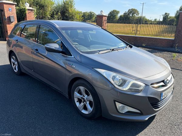 Hyundai i40 Estate, Diesel, 2011, Silver
