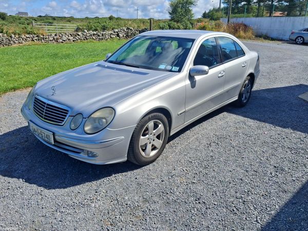 Mercedes-Benz E-Class Saloon, Petrol, 2004, Silver