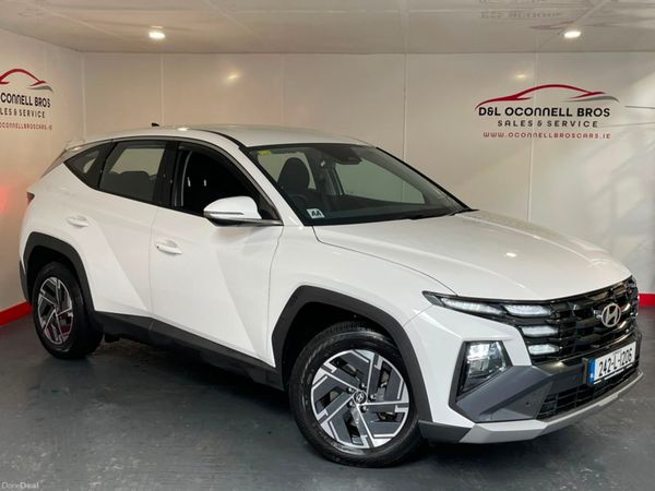 Hyundai Tucson MPV, Petrol Hybrid, 2024, White