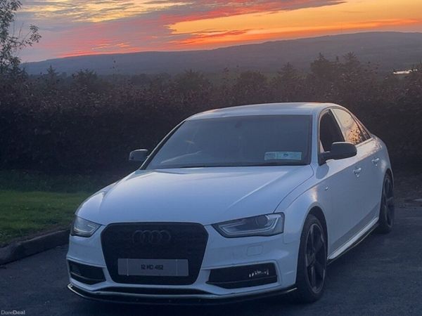 Audi A4 Saloon, Diesel, 2012, White