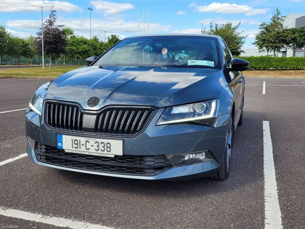 Skoda Superb Saloon, Diesel, 2019, Grey