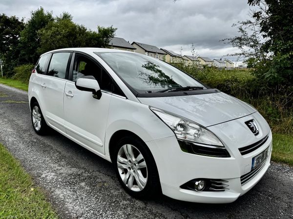 Peugeot 5008 MPV, Diesel, 2013, White